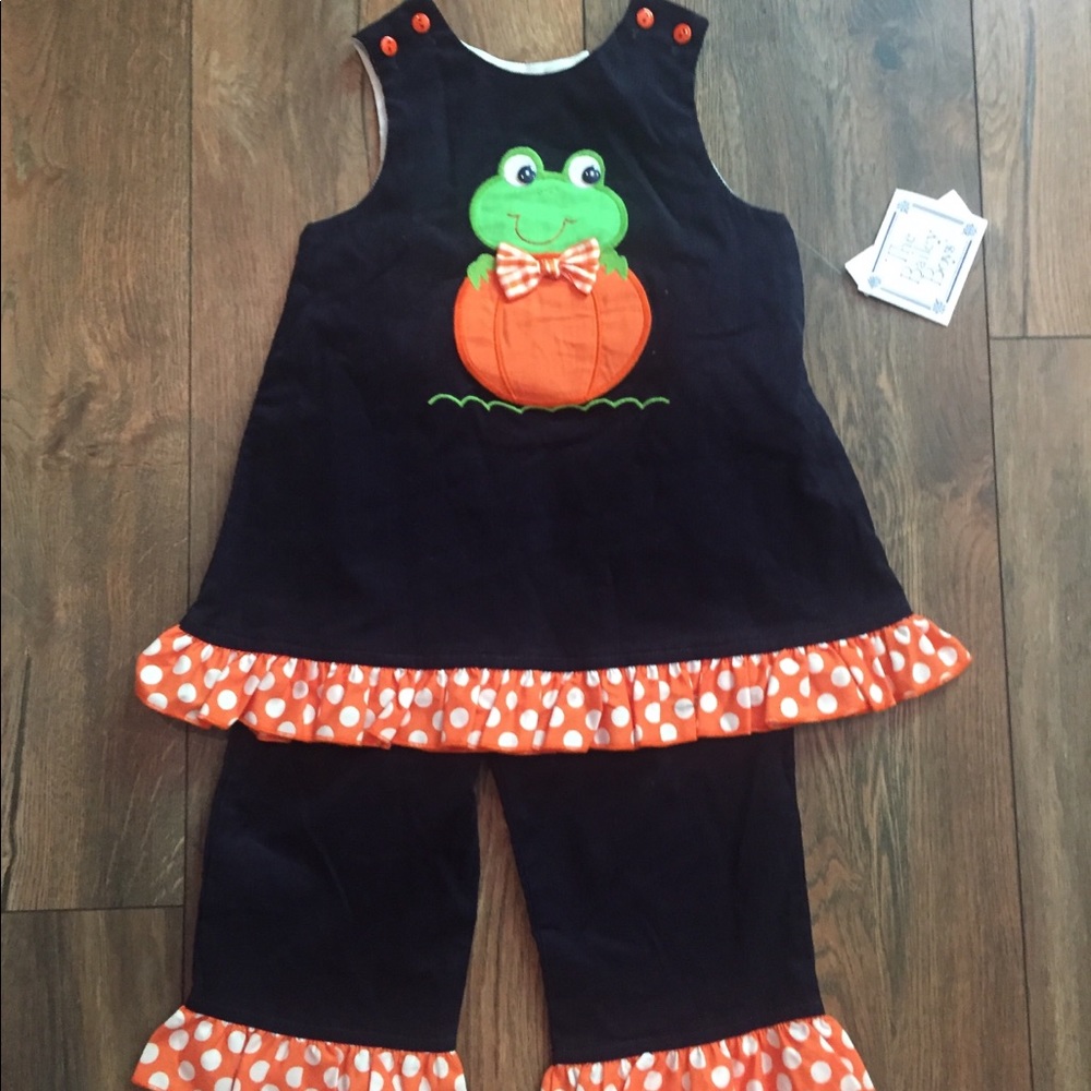 New with tags The Bailey Boys 2T girls outfit